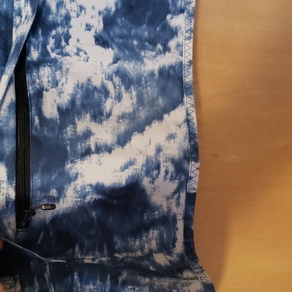 Lululemon light speed vest - Picture 4 of 4